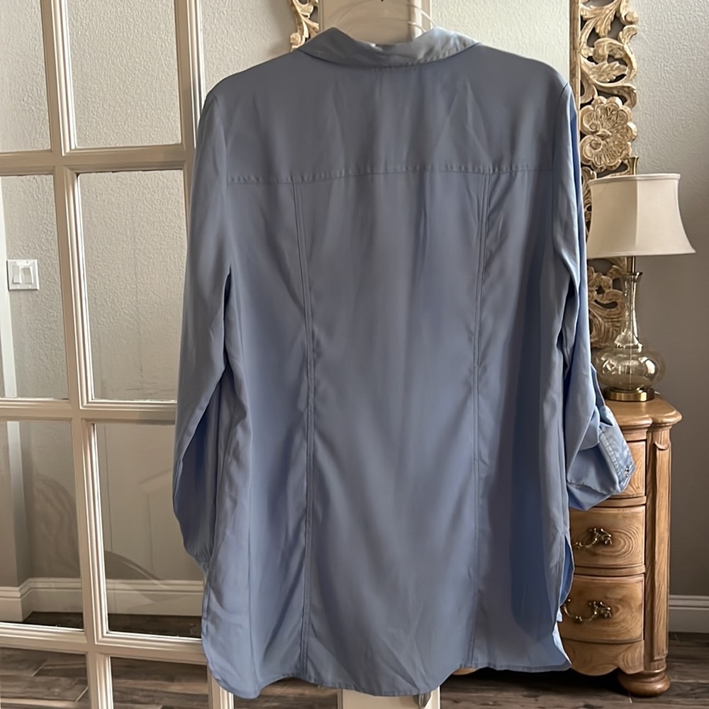 Chico’s Size 2 Light Blue Silky Blouse - Picture 6 of 6